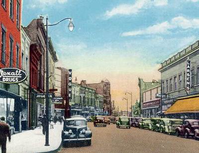 Vogue Theatre - Old Post Card (newer photo)